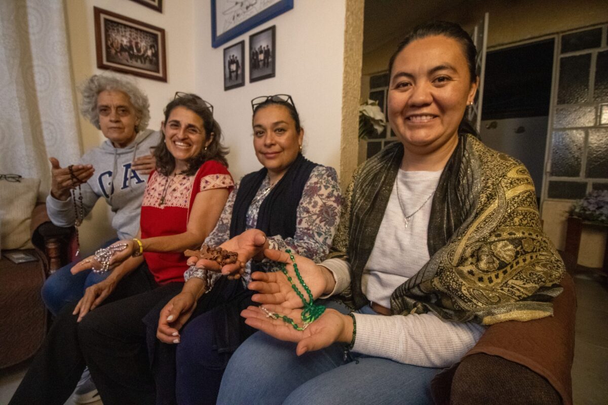 El Rosario es una caricia de Dios