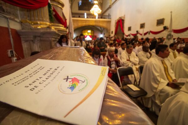 Hoy cerramos la Puerta Santa…