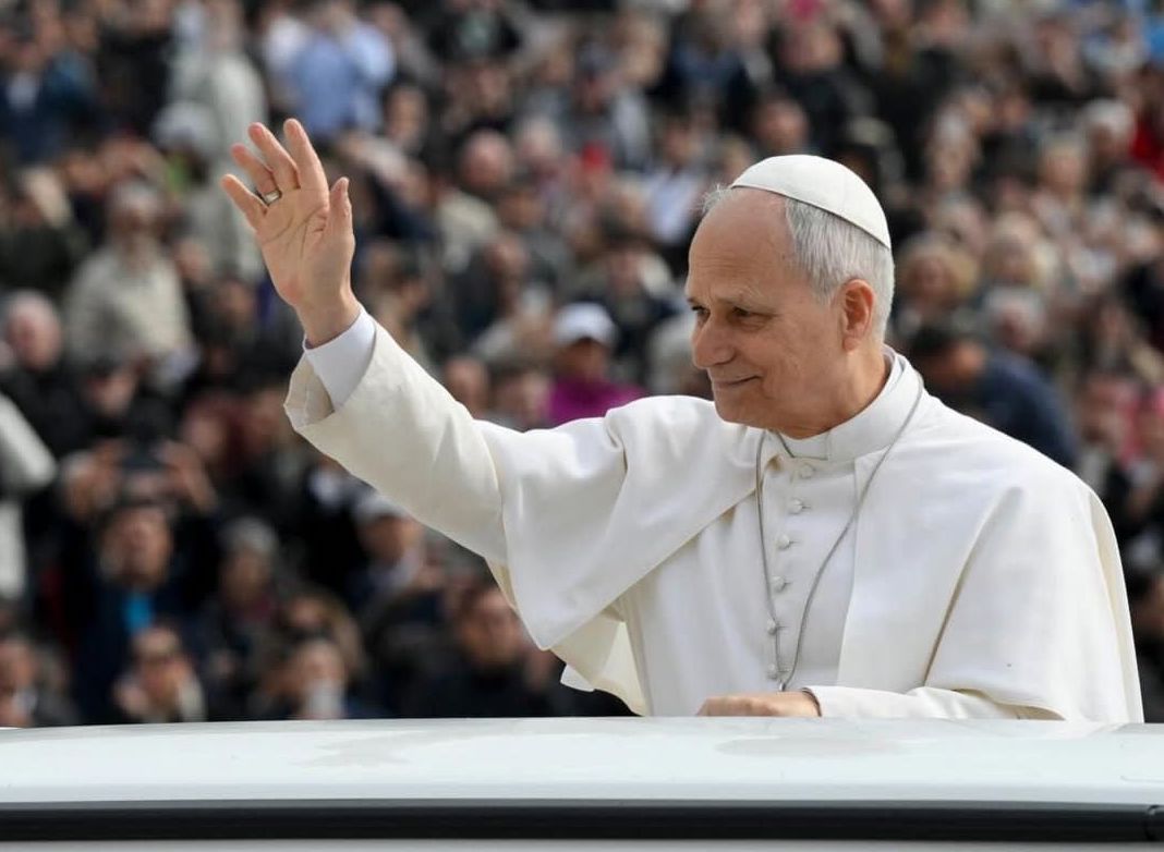 No hay una Iglesia perfecta, es humana y divina: León XIV