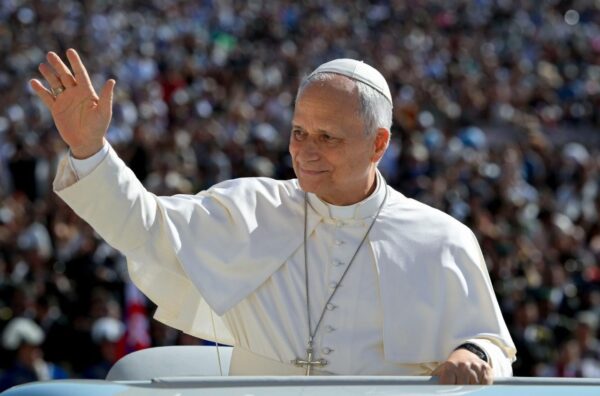El Papa anuncia que será intervenido quirúrgicamente